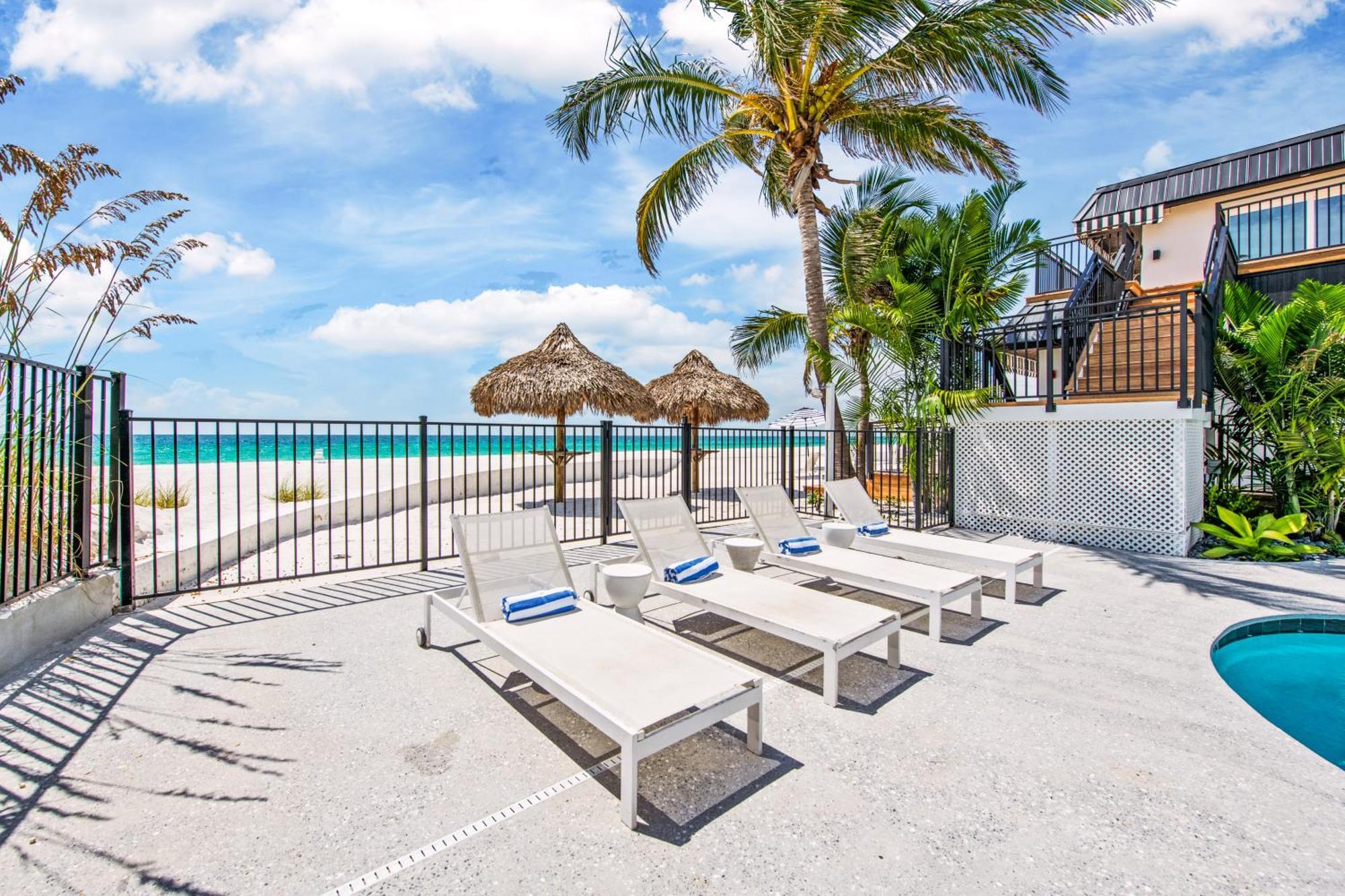 Seabreeze At Anna Maria Island Inn Брадентон-Бич Экстерьер фото