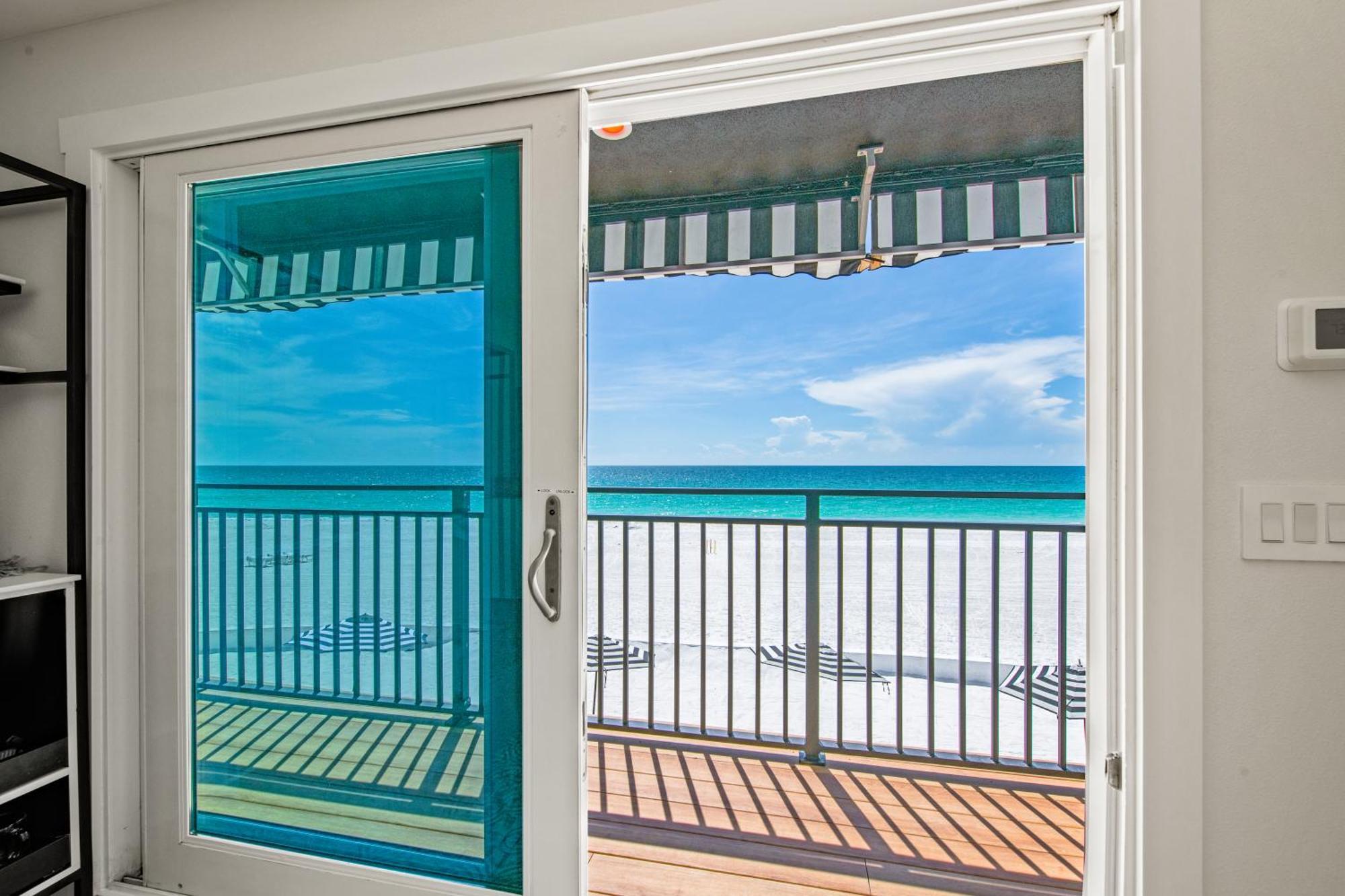 Seabreeze At Anna Maria Island Inn Брадентон-Бич Экстерьер фото