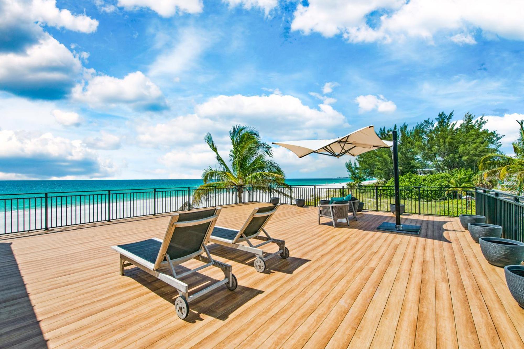Seabreeze At Anna Maria Island Inn Брадентон-Бич Экстерьер фото