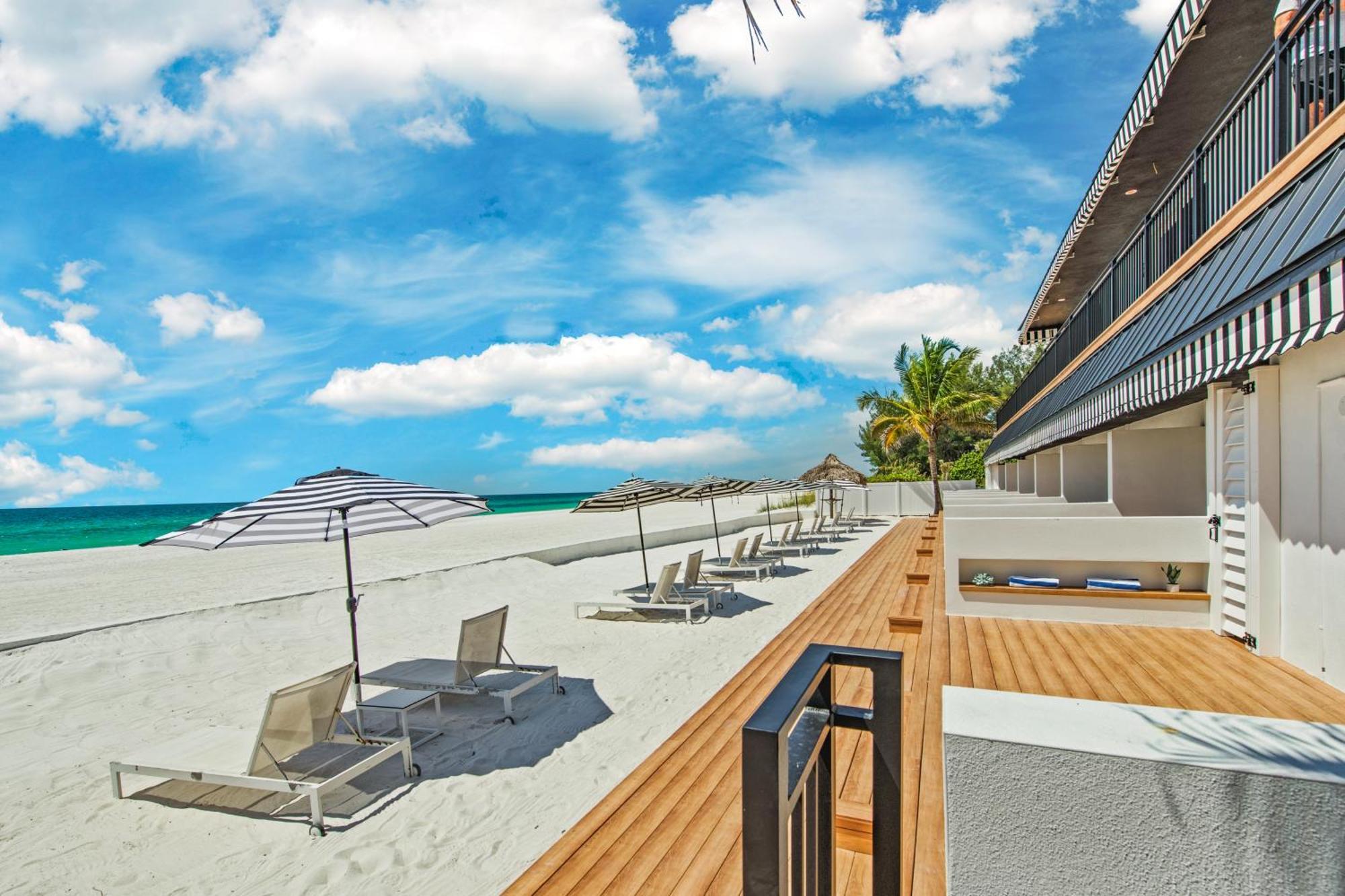 Seabreeze At Anna Maria Island Inn Брадентон-Бич Экстерьер фото