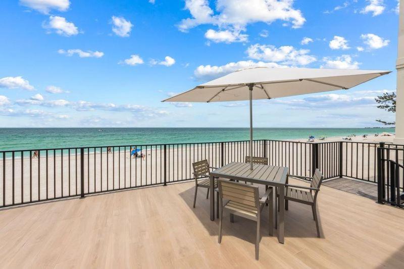 Seabreeze At Anna Maria Island Inn Брадентон-Бич Экстерьер фото